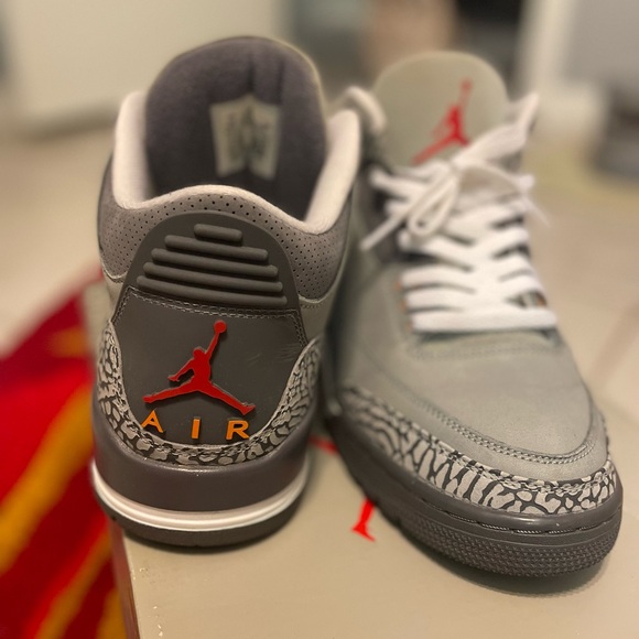Air Jordan 3 Cool Grey size 10 Brand new with receipt! - Picture 4 of 16